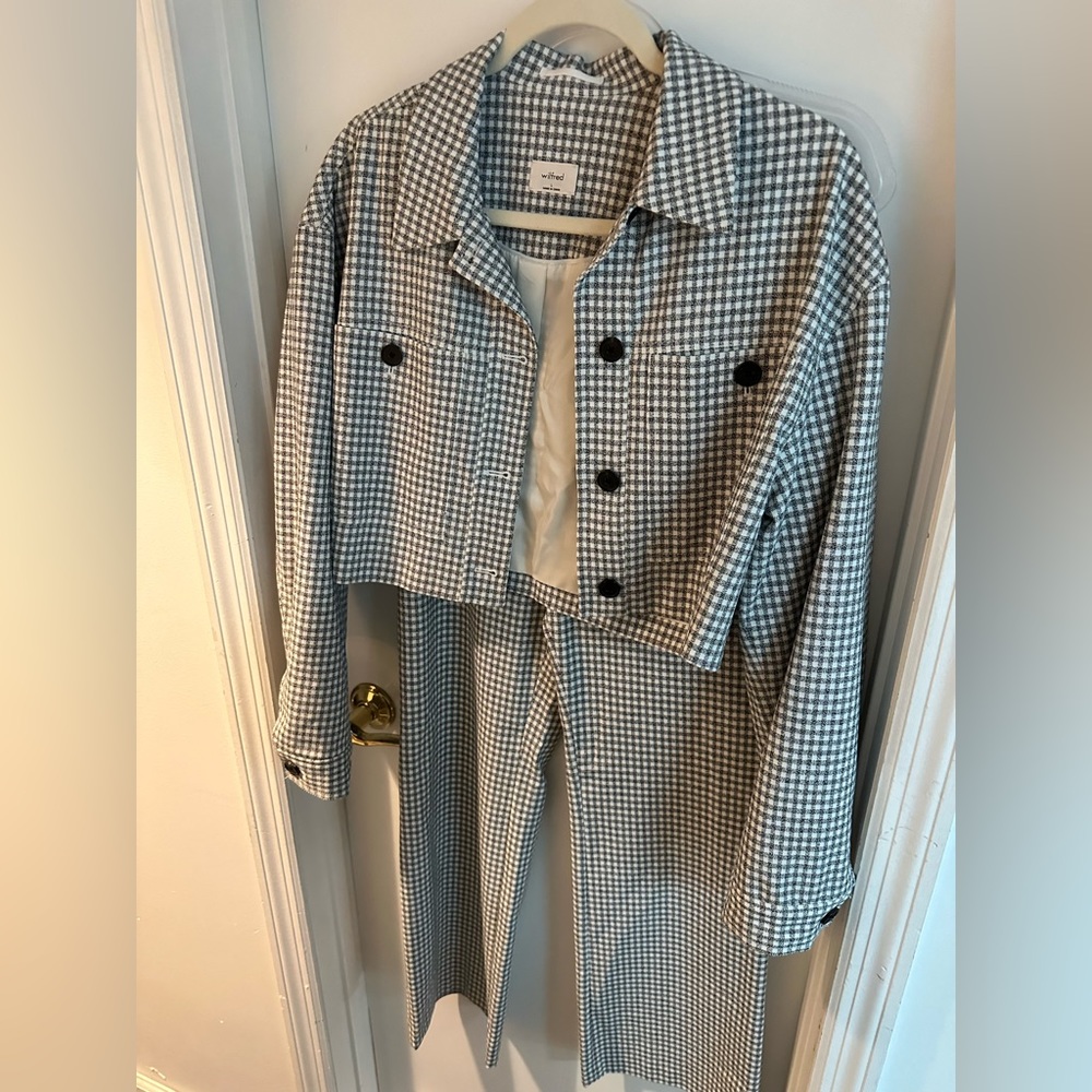 Wilfred grey and white checkered pant and jacket set.Jacket size L.Pants size 10
